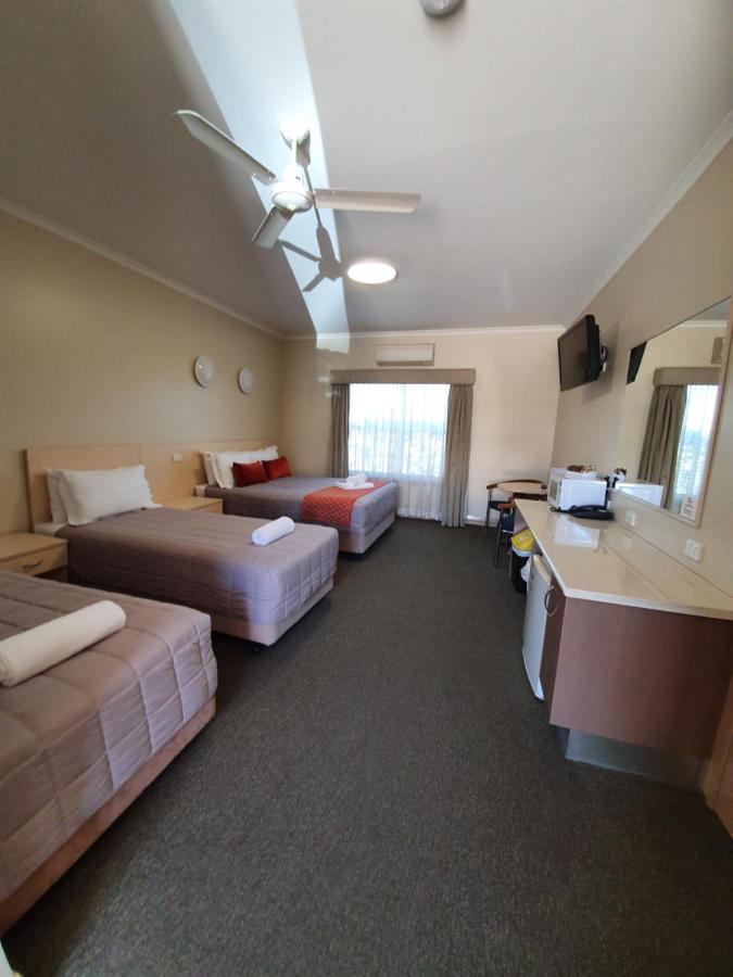 Club Motor Inn Narrabri Exterior foto