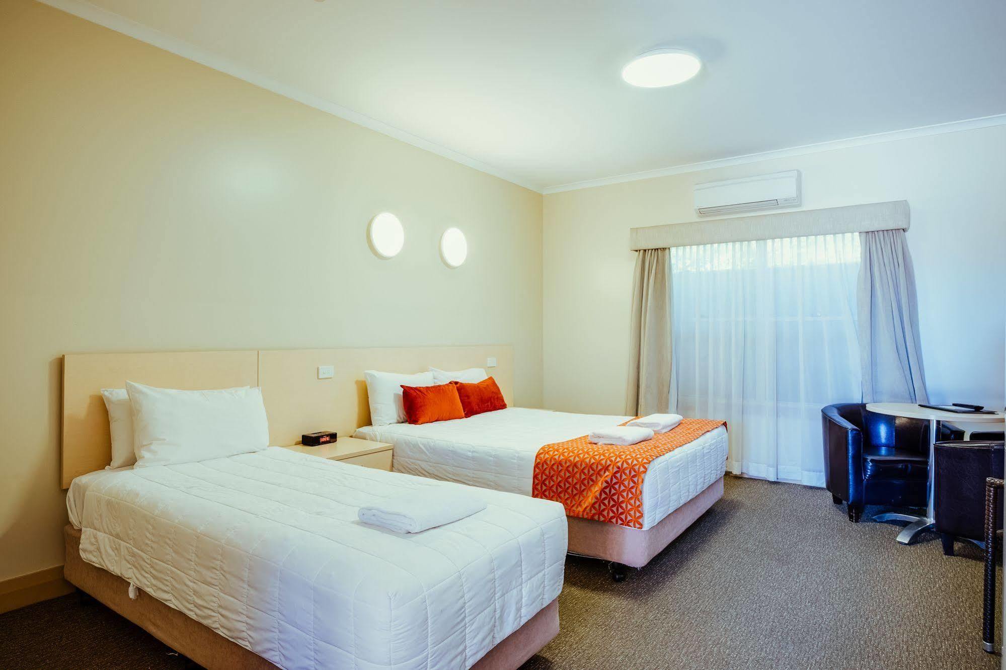 Club Motor Inn Narrabri Exterior foto